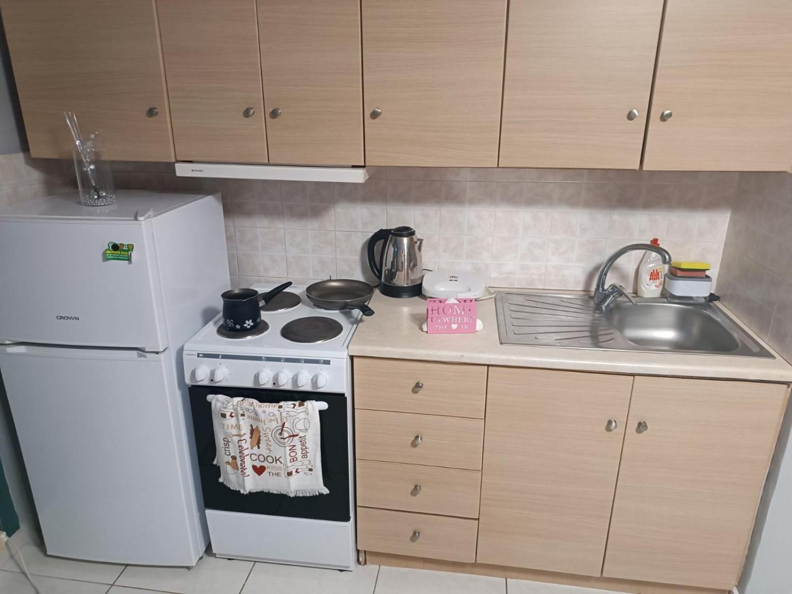 Marias Apartment Mytilene Bagian luar foto